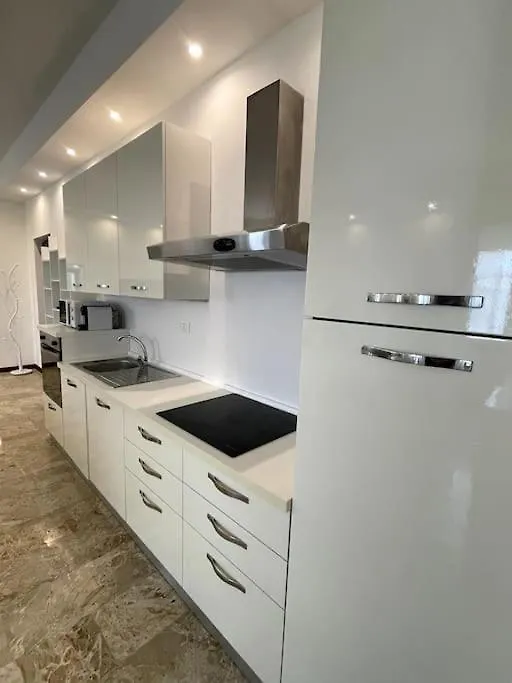 The Modern House Apartment Mantova Italy