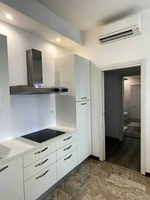 The Modern House Apartment Mantova